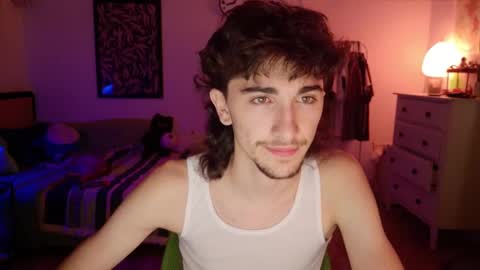 Snapshot of zipdown_ chatting on 09.09.25 zipdown online show from 09.09.25