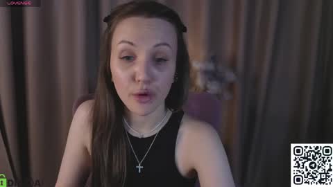 Snapshot of zlata__fox chatting on 06.10.26 Zlata Mon Tue Thu Fri Sun Sa GMT 3 0000pm - 0600pm online show from 06.10.26