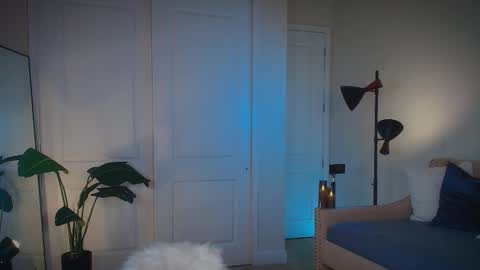 Zara  Join next live  at 5PM EST  online show from 09.25.25