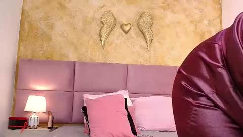 Snapshot of zoe_aitanaa chatting on 07.15.26 zoe_aitanaa online show from 07.15.26