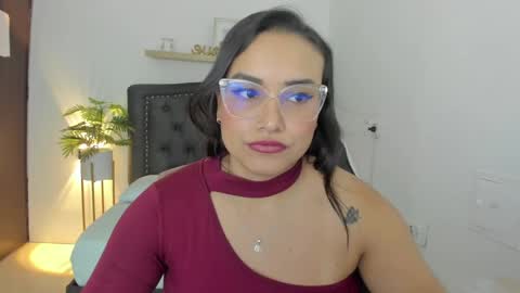 Zoe  online show from 02.14.25