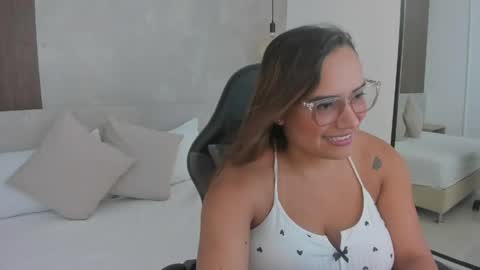 Snapshot of zoe_danae_ chatting on 06.03.26 Zoe online show from 06.03.26