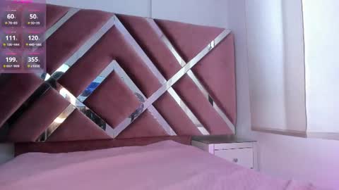 zoe_evaanss_ online show from 06.21.26