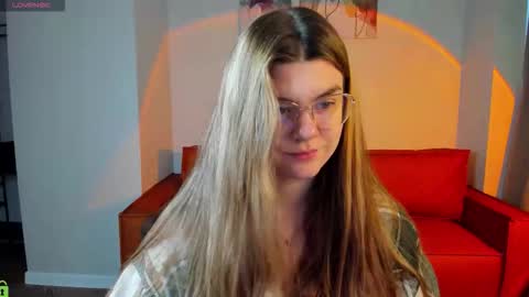 Zoe online show from 03.07.26