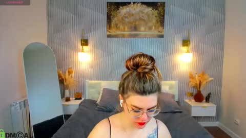 Zoe online show from 03.28.26