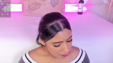 Zoey  online show from 04.25.26