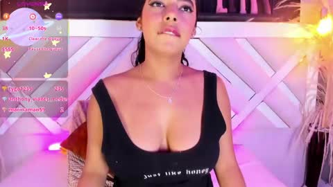 Zoey  online show from 06.08.26