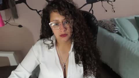 Zoe Koller online show from 10.30.25