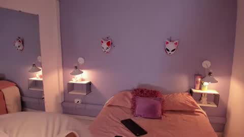 Snapshot of zoe_lynch_ chatting on 09.23.25 Zoe Lynch online show from 09.23.25