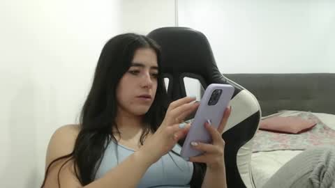 Zoe online show from 02.25.26