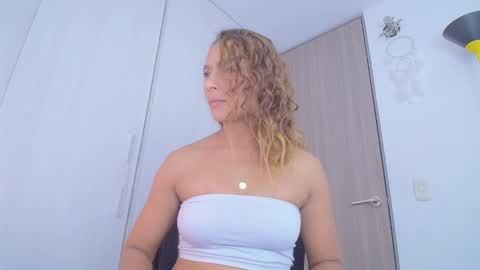 zoe online show from 12.18.25