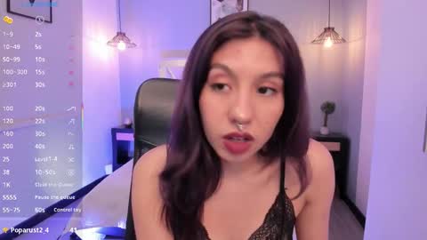 zoe_moreau online show from 03.06.26