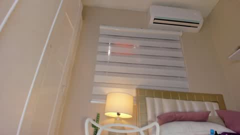 Hi guys i am Zoe  online show from 01.29.25