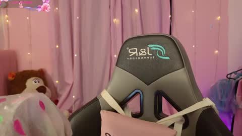 zoe_sullivan_ online show from 06.17.26