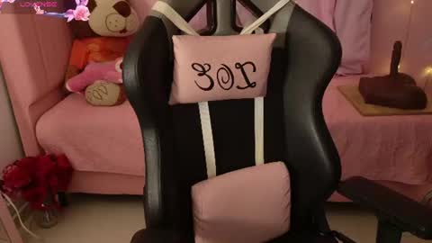 zoe_sullivan_ online show from 06.20.26