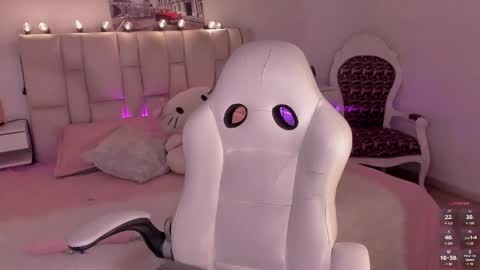 Snapshot of zoe_turnner_18 chatting on 05.19.26 Zoe online show from 05.19.26