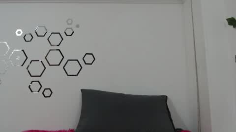 Snapshot of zoe_velvet chatting on 11.07.25 Carolina online show from 11.07.25