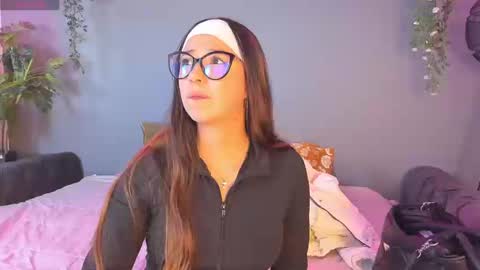 Zoe online show from 09.17.25