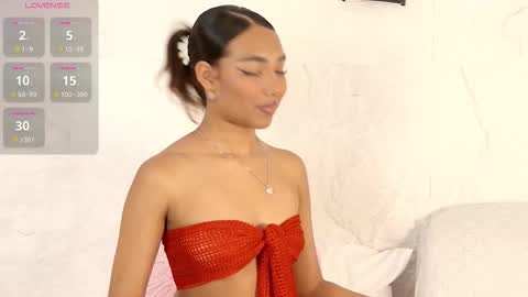 Snapshot of zoeameliie chatting on 02.02.26 zoeameliie online show from 02.02.26