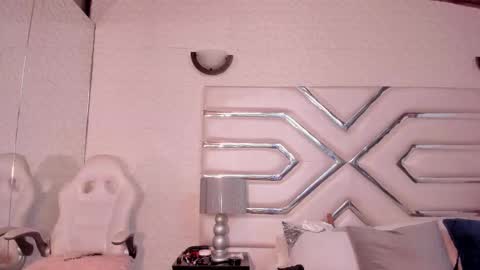 Zoecarrter online show from 02.08.26