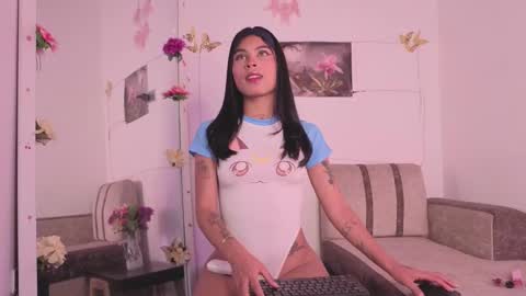 Snapshot of zoee_dolcee chatting on 09.28.25 Catt online show from 09.28.25