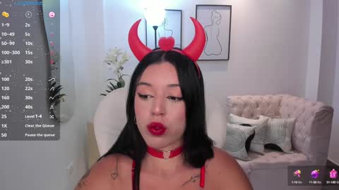  zoee jackson online show from 01.13.25