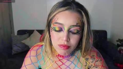  zoee jackson online show from 11.09.25