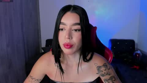  zoee jackson online show from 05.05.26
