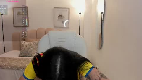  zoee jackson online show from 06.17.26