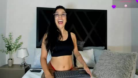 Zoe 3 online show from 06.05.26