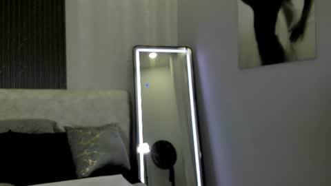 Zoe 3 online show from 06.30.26