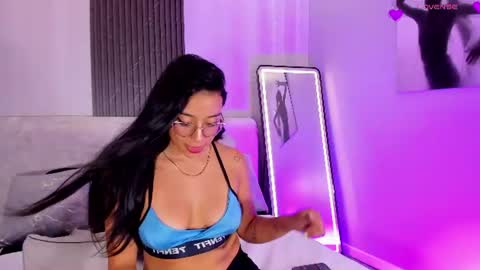 Zoe 3 online show from 08.03.26