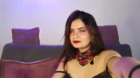 Zoee online show from 10.31.25