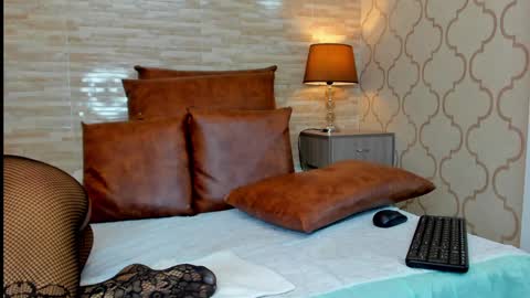 ZoeeSmitth online show from 12.05.24