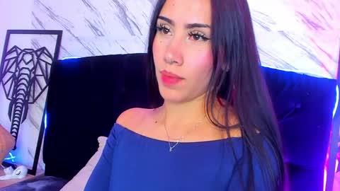 Snapshot of zoegp chatting on 05.14.26 Laura online show from 05.14.26