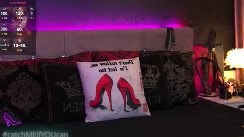 ZoeMesmerize online show from 02.16.26