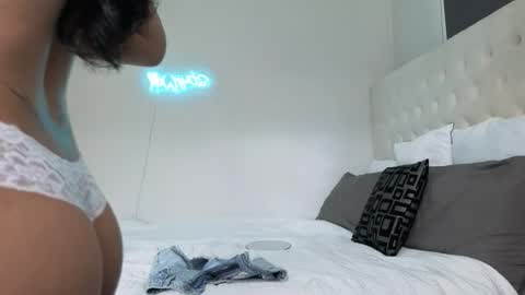 zoeyjohnson24 online show from 07.30.26