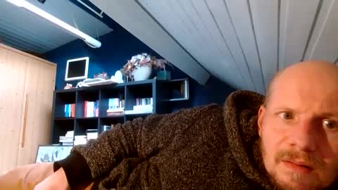 Snapshot of zolexthomas chatting on 01.03.25 zolexthomas online show from 01.03.25