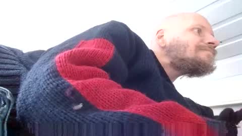 Snapshot of zolexthomas chatting on 02.12.25 zolexthomas online show from 02.12.25