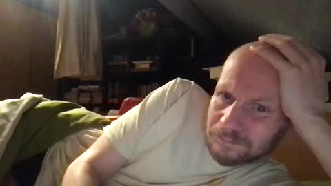 Snapshot of zolexthomas chatting on 10.22.25 zolexthomas online show from 10.22.25