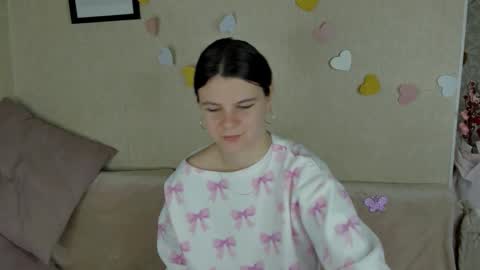 Snapshot of zorianaa_ chatting on 03.05.26 Zoriana online show from 03.05.26