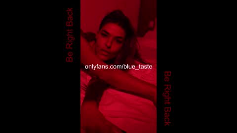 Snapshot of zorosgiirl chatting on 11.19.25 Birthday Stream - Dec 5 online show from 11.19.25