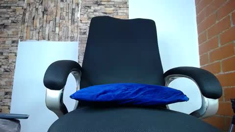 Snapshot of zousxxx chatting on 02.07.26 zousxxx online show from 02.07.26