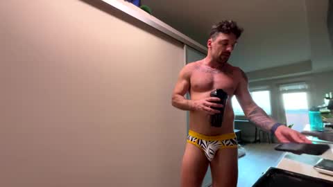 Snapshot of zuko_zen69 chatting on 01.23.25 Zuko online show from 01.23.25