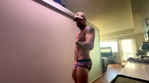 Snapshot of zuko_zen69 chatting on 02.09.25 Zuko online show from 02.09.25