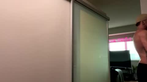 Snapshot of zuko_zen69 chatting on 02.25.25 Zuko online show from 02.25.25