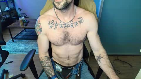 Snapshot of zuko_zen69 chatting on 02.01.26 Zuko online show from 02.01.26