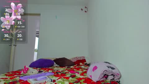 Snapshot of zule__williams chatting on 02.23.25 zule online show from 02.23.25