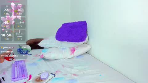 Snapshot of zule__williams chatting on 03.09.25 zule online show from 03.09.25