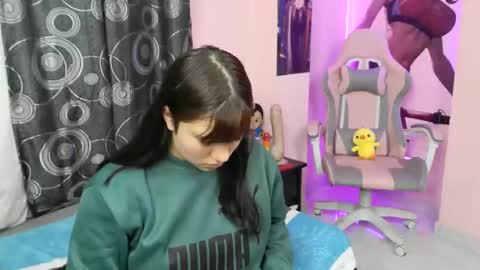 Snapshot of zulemapiel chatting on 02.24.26 zulemapiel online show from 02.24.26